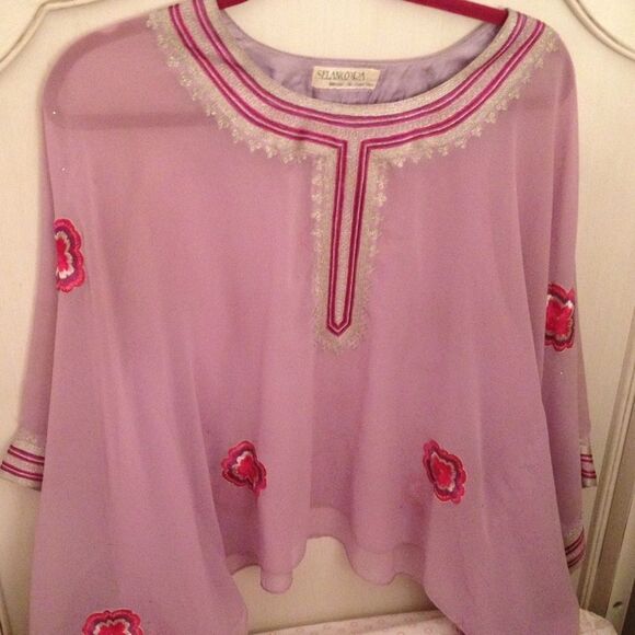 Selanoora Tops - SELANOORA top classy high‎ end very detailed  brand